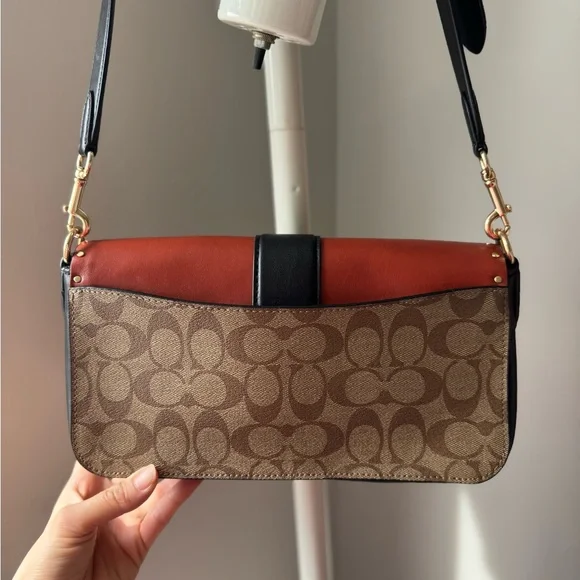 Coach Georgie Shoulder Bag in Colorblock Signature Canvas with Rivets - Picture 4 of 8